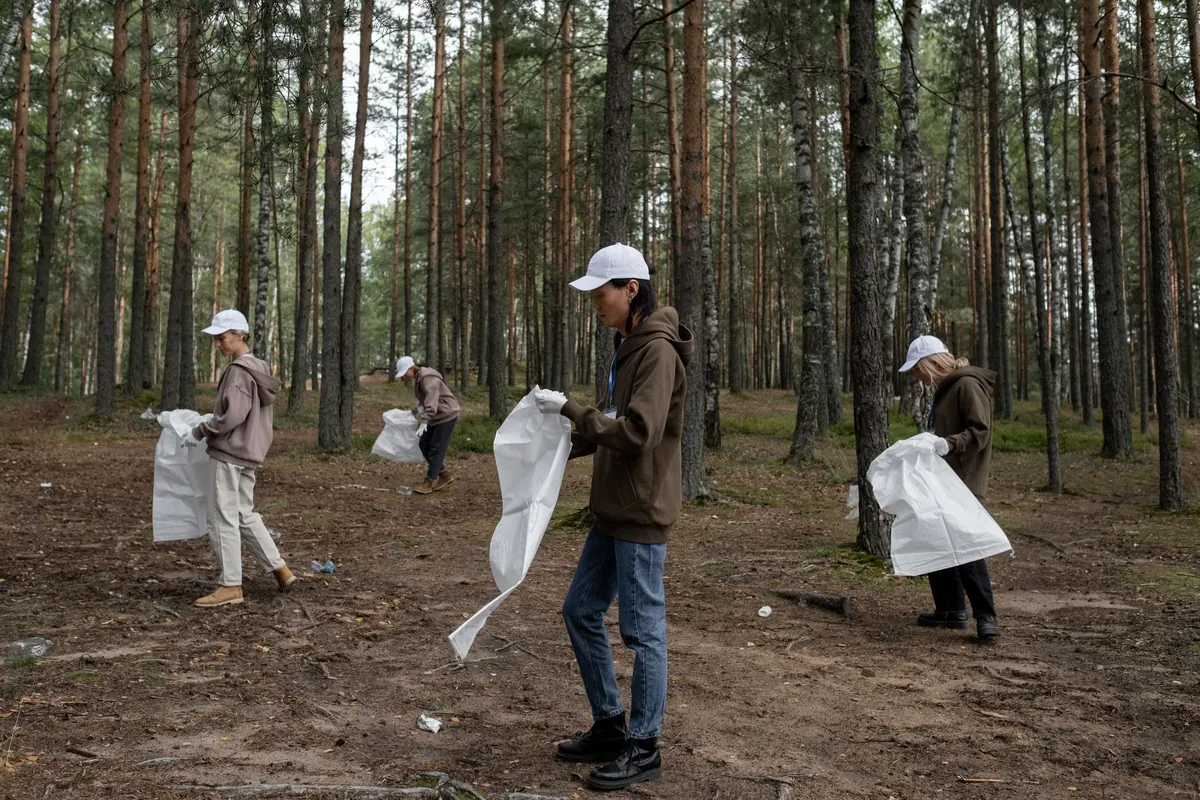How to Start a Neighbourhood Litter Pick in Kent: A Step-by-Step Guide